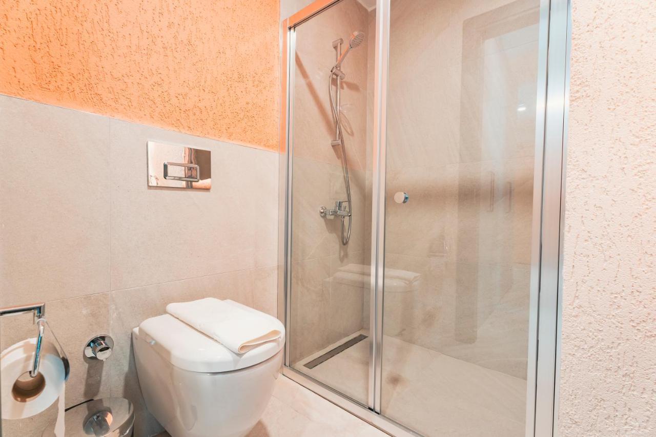 Bodrum Local House Luaran gambar